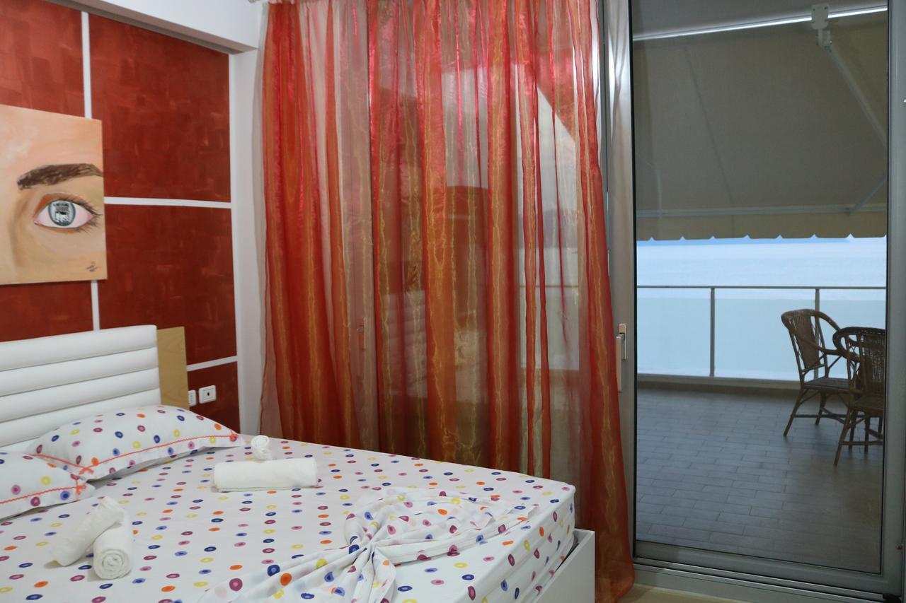 St Beach House Leilighet Vlorë Eksteriør bilde